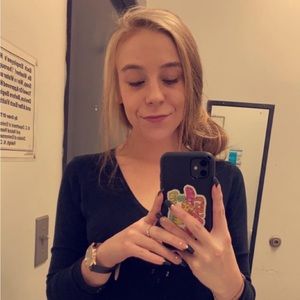 Meet your Posher, Alyssa